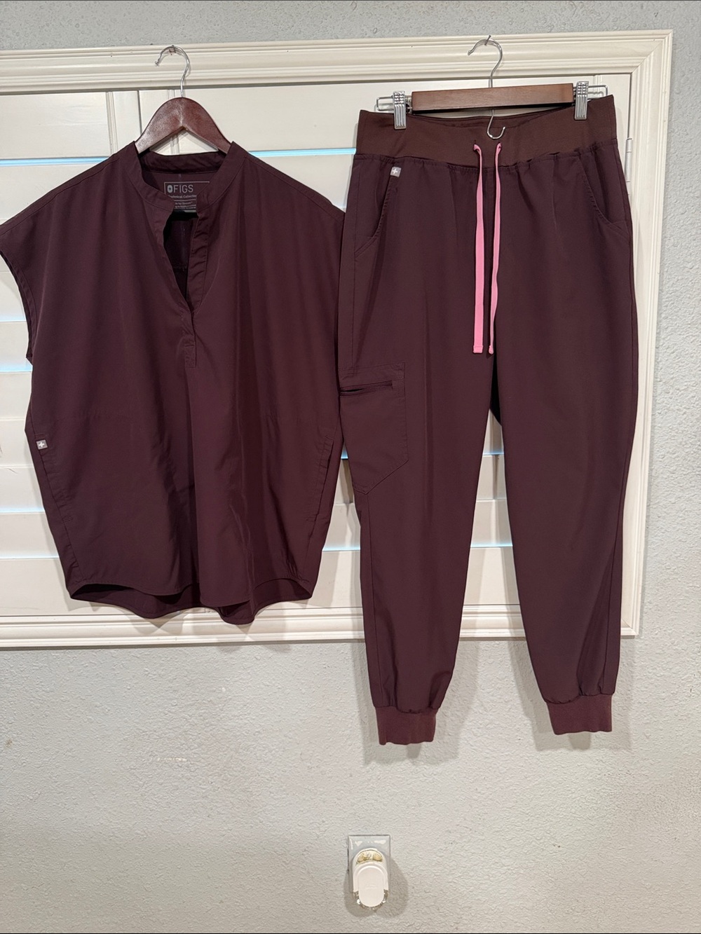 Figs Women's Maroon Jogger Scrub Pants with Pink Drawstring